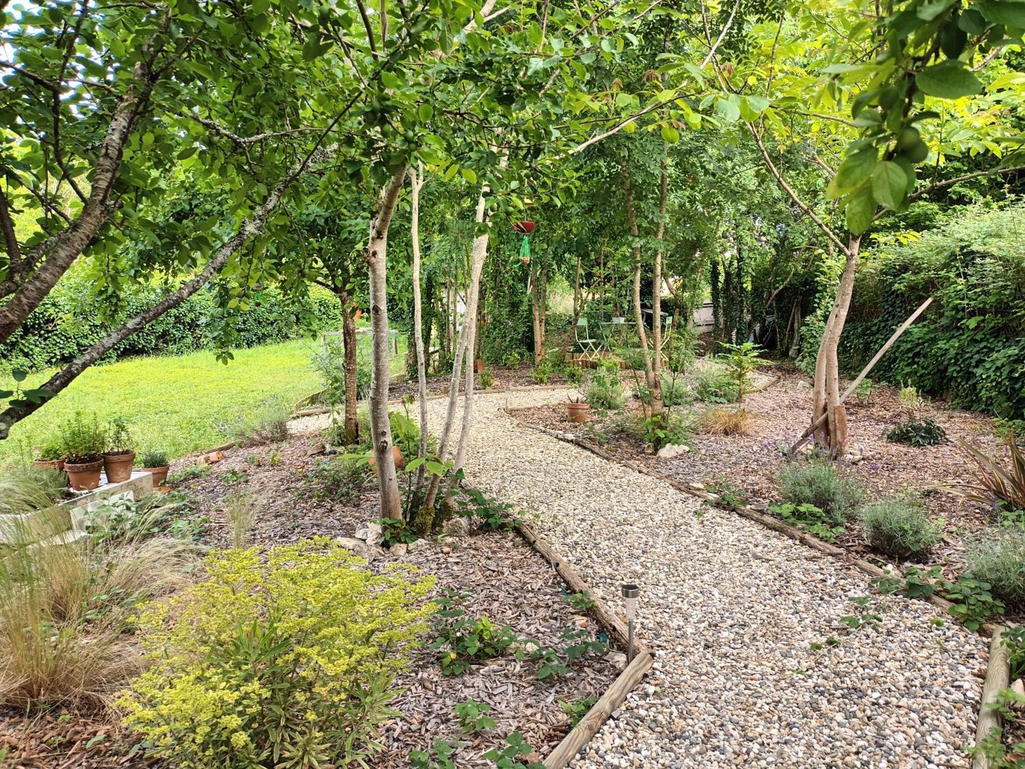 Appartamento Au Bord De La Riviere Verteuil-sur-Charente Esterno foto